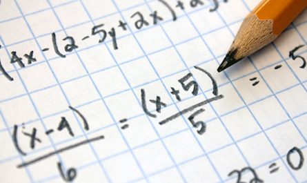 x2-11x+28=0